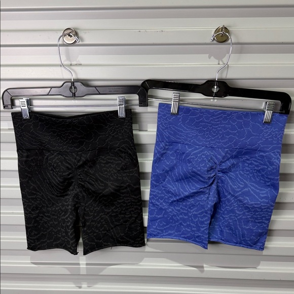 Gymshark BNDL Black and Blue Athletic Shorts - Picture 4 of 13